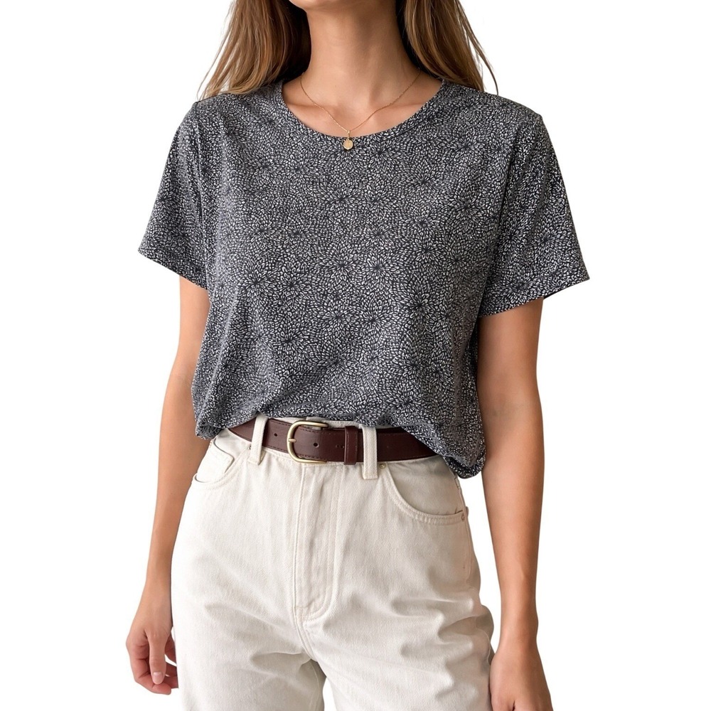 Lululemon Blue Floral Print Short Sleeve Crewneck Boxy Top 10-12 Athleisure Yoga